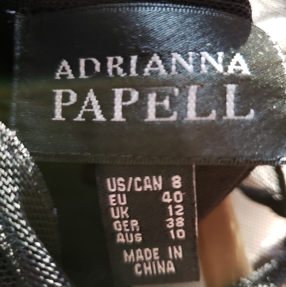 P0019. Adrianna Papell little black dress - Picture 5 of 5